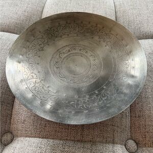 Magnolia Silver Decorative Etched Hanging Plate Bowl